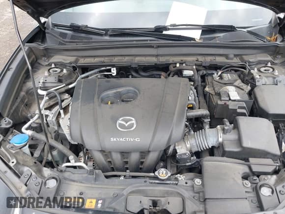 ✅ 2021 Mazda CX-30 S • VIN: 3MVDMBAL9MM300700 • Lot: 43485226. Wystawiony na IAAI z przebiegiem 71 000 mil. Bezpłatny archiwum sprzedaży aukcyjnych z USA i szczegółowy raport historii pojazdu na DreamBid. Zdjęcie 10.