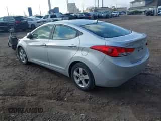 2012 Hyundai Elantra Limited z VIN 5NPDH4AE2CH086253, wystawiony jako IAAI lot #43588340 z przebiegiem 180 692 mil mil oraz . Historia ofert i sprzedaży dostępna na DreamBid. Obrazek 3.