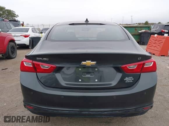 2017 Chevrolet Malibu LT z VIN 1G1ZE5ST2HF222747, wystawiony jako IAAI lot #43447756 z przebiegiem 86 352 mil mil oraz . Historia ofert i sprzedaży dostępna na DreamBid. Obrazek 16.