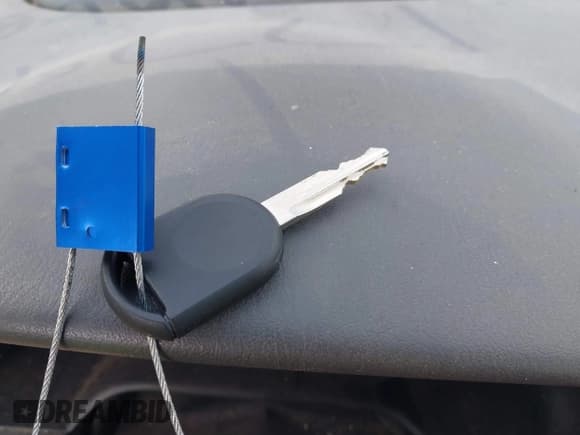 ✅ 2003 Ford Explorer XLS • VIN: 1FMZU62K83UB62366 • Lot: 42177950. Listed on IAAI with 288,243 mi. Free auction sales archive from the USA and detailed vehicle history report at DreamBid. Image 11.