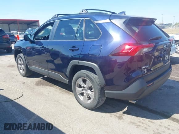 ✅ 2023 Toyota RAV4 XLE • VIN: 2T3W1RFV5PW263072 • Лот: 43250511. Опубликован ранее на IAAI с пробегом 36 670 миль. Бесплатный доступ к архиву аукционных продаж из США и подробный отчёт об истории автомобиля на DreamBid. Изображение 3.