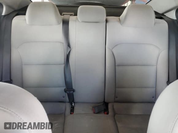 ✅ 2017 Hyundai Elantra SE • VIN: 5NPD74LF1HH195321 • Лот: 89558835. Опубликован ранее на Copart с пробегом 158 624 миль. Бесплатный доступ к архиву аукционных продаж из США и подробный отчёт об истории автомобиля на DreamBid. Изображение 10.