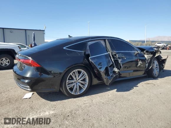 ✅ 2019 Audi A7 Premium Plus • VIN: WAUU2AF27KN123369 • Lot: 42264045. Wystawiony na Copart z przebiegiem 57 118 mil. Bezpłatny archiwum sprzedaży aukcyjnych z USA i szczegółowy raport historii pojazdu na DreamBid. Zdjęcie 3.
