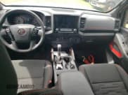 ✅ 2024 Nissan Frontier SV • VIN: 1N6ED1EK5RN632094 • Лот: 66984715. Опубликован ранее на Copart с пробегом 4 339 миль. Бесплатный доступ к архиву аукционных продаж из США и подробный отчёт об истории автомобиля на DreamBid. Изображение 8.