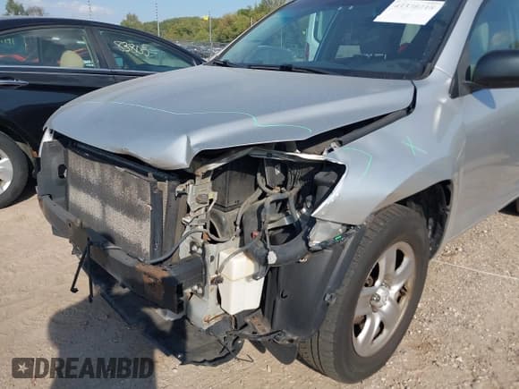 ✅ 2011 Toyota RAV4 • VIN: 2T3ZF4DV8BW065955 • Lot: 43378218. Listed on IAAI with 177,760 mi. Free auction sales archive from the USA and detailed vehicle history report at DreamBid. Image 6.