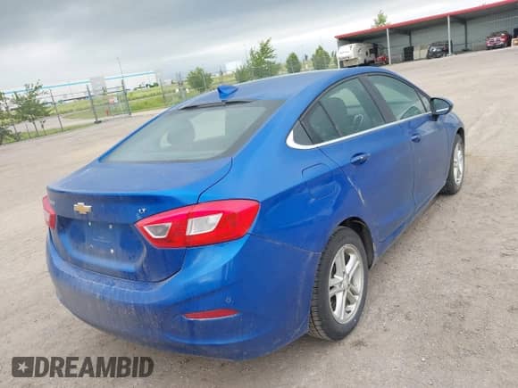 2017 Chevrolet Cruze LT with VIN 3G1BE5SM3HS569820, listed as a IAAI auction lot 42728506 with 151,925 mi miles and . Bid and sale history available at DreamBid. Image 4.