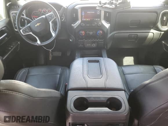 2020 Chevrolet Silverado 2500HD LT с VIN 1GC1YNEY0LF312328, выставлен на аукционе Copart как лот 84876165 с пробегом 84 905 миль миль и Списание • Salvage title. История ставок и продаж доступна на DreamBid. Изображение 8.