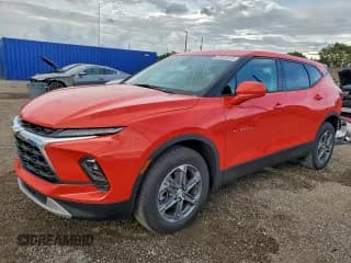 ✅ 2025 Chevrolet Blazer LT • VIN: 3GNKBCR43SS267338 • Lot: 96104605. Listed on Copart with 7,940 mi. Free auction sales archive from the USA and detailed vehicle history report at DreamBid. Image 1.