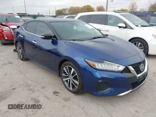 ✅ 2019 Nissan Maxima SV • VIN: 1N4AA6AV4KC361141 • Lot: 43600885. Wystawiony na IAAI z przebiegiem 222 019 mil. Bezpłatny archiwum sprzedaży aukcyjnych z USA i szczegółowy raport historii pojazdu na DreamBid. Zdjęcie 1.