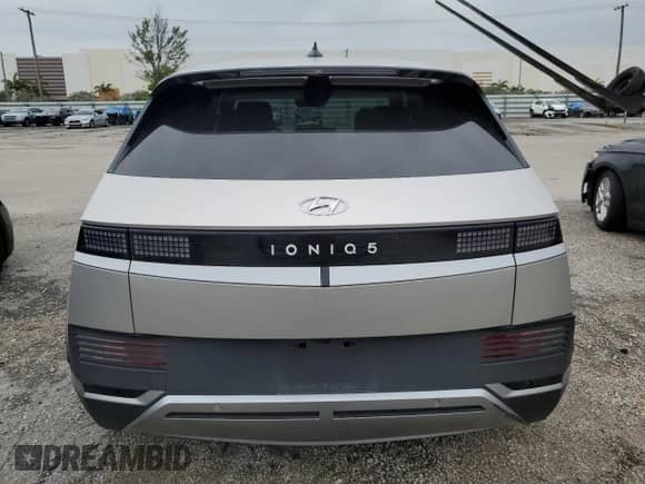 2024 Hyundai Ioniq 5 SEL z VIN KM8KN4DE7RU295252, wystawiony jako Copart lot #59516474 z przebiegiem 1 424 mil mil oraz Szkoda całkowita • Salvage title. Historia ofert i sprzedaży dostępna na DreamBid. Obrazek 6.