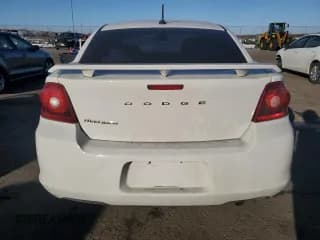 ✅ 2011 Dodge Avenger Lux • VIN: 1B3BD2FB6BN548982 • Лот: 42639585. Опубликован ранее на Copart с пробегом 141 826 миль. Бесплатный доступ к архиву аукционных продаж из США и подробный отчёт об истории автомобиля на DreamBid. Изображение 6.