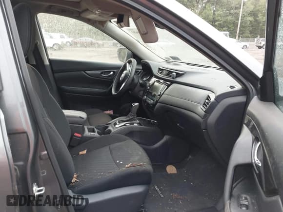 ✅ 2020 Nissan Rogue SL • VIN: 5N1AT2MV1LC740846 • Lot: 43339689. Listed on IAAI with 30,928 mi. Free auction sales archive from the USA and detailed vehicle history report at DreamBid. Image 5.