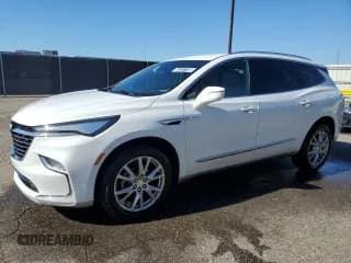 ✅ 2022 Buick Enclave Premium • VIN: 5GAEVBKW6NJ125415 • Lot: 86187735. Wystawiony na Copart z przebiegiem 171 791 mil. Bezpłatny archiwum sprzedaży aukcyjnych z USA i szczegółowy raport historii pojazdu na DreamBid. Zdjęcie 1.