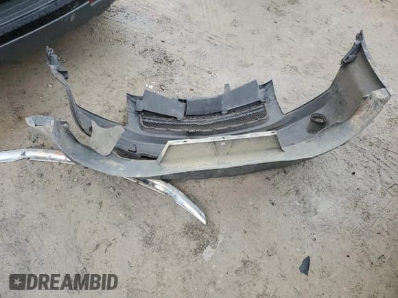 ✅ 2008 Chevrolet Equinox LS • VIN: 2CNDL13FX86037313 • Лот: 88660285. Опубликован ранее на Copart с пробегом 173 142 миль. Бесплатный доступ к архиву аукционных продаж из США и подробный отчёт об истории автомобиля на DreamBid. Изображение 13.