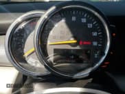 ✅ 2017 MINI Convertible Cooper • VIN: WMWWG5C51H3C19988 • Lot: 68779205. Wystawiony na Copart z przebiegiem 65 985 mil. Bezpłatny archiwum sprzedaży aukcyjnych z USA i szczegółowy raport historii pojazdu na DreamBid. Zdjęcie 9.