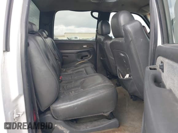 ✅ 2003 Chevrolet Silverado 1500HD LS • VIN: 1GCGK13U53F173267 • Лот: 43744422. Опубликован ранее на IAAI с пробегом Не указан. Бесплатный доступ к архиву аукционных продаж из США и подробный отчёт об истории автомобиля на DreamBid. Изображение 8.