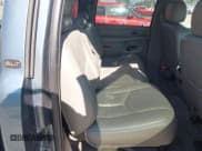 ✅ 2006 GMC Sierra 1500 SLE1 • VIN: 2GTEC13Z361333707 • Lot: 43790725. Listed on IAAI with 172,849 mi. Free auction sales archive from the USA and detailed vehicle history report at DreamBid. Image 8.