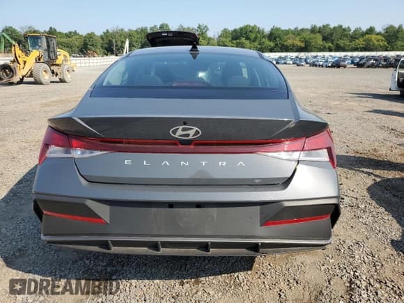 ✅ 2025 Hyundai Elantra SE • VIN: KMHLL4DG5SU889436 • Lot: 68807655. Listed on Copart with 6,334 mi. Free auction sales archive from the USA and detailed vehicle history report at DreamBid. Image 6.