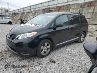 ✅ 2012 Toyota Sienna LE • VIN: 5TDKK3DC7CS269736 • Lot: 92416165. Wystawiony na Copart z przebiegiem 223 004 mil. Bezpłatny archiwum sprzedaży aukcyjnych z USA i szczegółowy raport historii pojazdu na DreamBid. Zdjęcie 1.