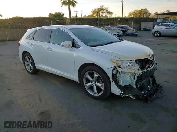 ✅ 2013 Toyota Venza LE • VIN: 4T3BK3BB0DU078430 • Lot: 94061565. Listed on Copart with 124,798 mi. Free auction sales archive from the USA and detailed vehicle history report at DreamBid. Image 14.