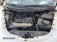 ✅ 2002 Volkswagen Beetle GLX • VIN: 3VWDD21C32M406393 • Лот: 53463325. Опубликован ранее на Copart с пробегом 146 198 миль. Бесплатный доступ к архиву аукционных продаж из США и подробный отчёт об истории автомобиля на DreamBid. Изображение 11.