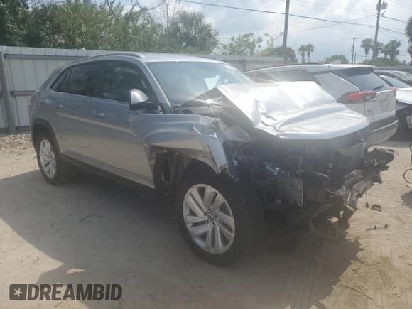 ✅ 2023 Volkswagen Atlas SE • VIN: 1V2WC2CA3PC219429 • Lot: 54626654. Wystawiony na Copart z przebiegiem 12 371 mil. Bezpłatny archiwum sprzedaży aukcyjnych z USA i szczegółowy raport historii pojazdu na DreamBid. Zdjęcie 4.