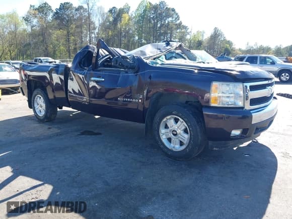 ✅ 2008 Chevrolet Silverado 1500 1LT • VIN: 2GCEC19J281121787 • Lot: 41859926. Listed on IAAI with Not provided. Free auction sales archive from the USA and detailed vehicle history report at DreamBid. Image 1.