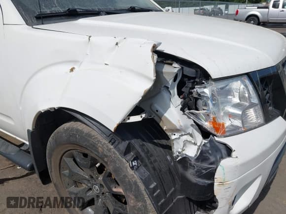 ✅ 2021 Nissan Frontier SV • VIN: 1N6ED0EA9MN723413 • Lot: 42730072. Listed on IAAI with 63,182 mi. Free auction sales archive from the USA and detailed vehicle history report at DreamBid. Image 6.