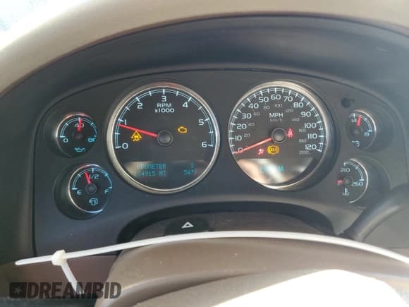 ✅ 2010 GMC Yukon XL SLT • VIN: 1GKUCKE07AR194766 • Lot: 47039155. Wystawiony na Copart z przebiegiem 184 915 mil. Bezpłatny archiwum sprzedaży aukcyjnych z USA i szczegółowy raport historii pojazdu na DreamBid. Zdjęcie 9.