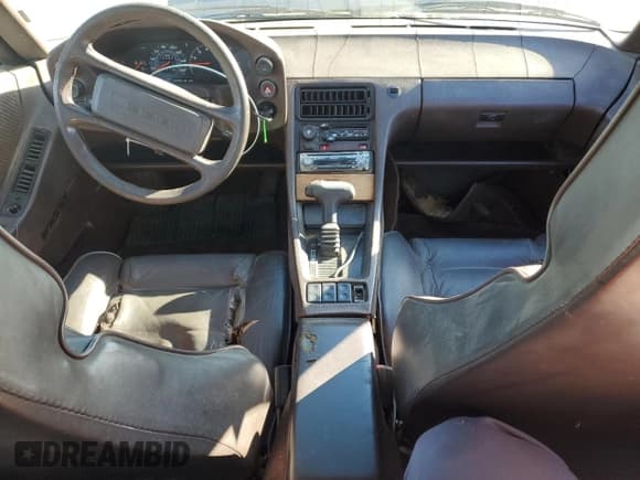 ✅ 1984 Porsche 928 • VIN: WP0JB0920ES860222 • Lot: 44055645. Listed on Copart with 166,689 mi. Free auction sales archive from the USA and detailed vehicle history report at DreamBid. Image 8.