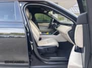 ✅ 2018 Land Rover Range Rover Velar R-Dynamic SE • VIN: SALYL2RX7JA715416 • Лот: 42533511. Опубликован ранее на IAAI с пробегом 123 921 миль. Бесплатный доступ к архиву аукционных продаж из США и подробный отчёт об истории автомобиля на DreamBid. Изображение 5.