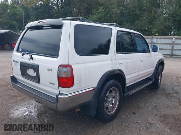 ✅ 1999 Toyota 4Runner SR5 • VIN: JT3GN86R1X0125107 • Lot: 43336308. Wystawiony na IAAI z przebiegiem 303 953 mil. Bezpłatny archiwum sprzedaży aukcyjnych z USA i szczegółowy raport historii pojazdu na DreamBid. Zdjęcie 4.