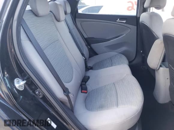 ✅ 2017 Hyundai Accent SE • VIN: KMHCT4AE5HU255653 • Lot: 91782595. Wystawiony na Copart z przebiegiem 107 592 mil. Bezpłatny archiwum sprzedaży aukcyjnych z USA i szczegółowy raport historii pojazdu na DreamBid. Zdjęcie 10.