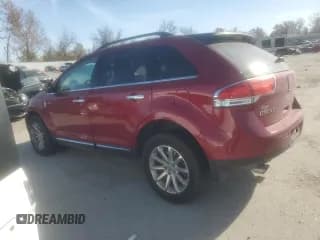 ✅ 2013 Lincoln MKX • VIN: 2LMDJ8JK0DBL30139 • Лот: 92646725. Опубликован ранее на Copart с пробегом 253 762 миль. Бесплатный доступ к архиву аукционных продаж из США и подробный отчёт об истории автомобиля на DreamBid. Изображение 2.