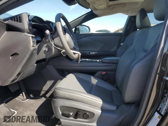 ✅ 2024 Lexus RZ 300e Premium • VIN: JTJABABB4RA003118 • Лот: 86528645. Опубликован ранее на Copart с пробегом 8 783 миль. Бесплатный доступ к архиву аукционных продаж из США и подробный отчёт об истории автомобиля на DreamBid. Изображение 7.