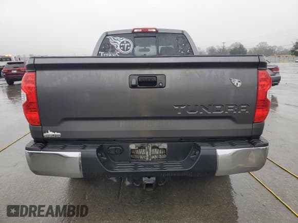 ✅ 2016 Toyota Tundra SR5 • VIN: 5TFRW5F18GX198735 • Лот: 93528865. Опубликован ранее на Copart с пробегом 209 320 миль. Бесплатный доступ к архиву аукционных продаж из США и подробный отчёт об истории автомобиля на DreamBid. Изображение 6.
