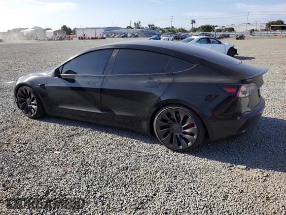 ✅ 2023 Tesla Model 3 Performance • VIN: 5YJ3E1EC9PF414218 • Lot: 53105285. Wystawiony na Copart z przebiegiem 60 745 mil. Bezpłatny archiwum sprzedaży aukcyjnych z USA i szczegółowy raport historii pojazdu na DreamBid. Zdjęcie 2.