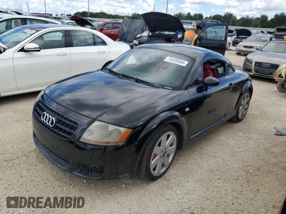 ✅ 2006 Audi TT • VIN: TRUWD28N661005691 • Lot: 74320504. Wystawiony na Copart z przebiegiem Nie podano. Bezpłatny archiwum sprzedaży aukcyjnych z USA i szczegółowy raport historii pojazdu na DreamBid. Zdjęcie 1.