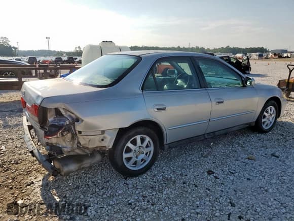 ✅ 2002 Honda Accord SE • VIN: 1HGCG56752A133118 • Lot: 67522315. Wystawiony na Copart z przebiegiem Nie podano. Bezpłatny archiwum sprzedaży aukcyjnych z USA i szczegółowy raport historii pojazdu na DreamBid. Zdjęcie 3.