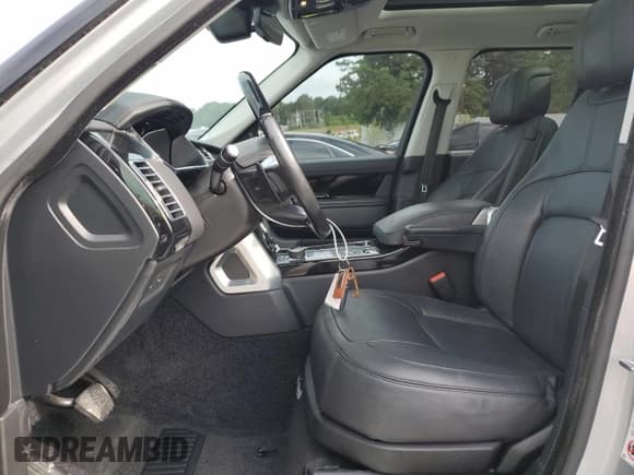 ✅ 2018 Land Rover Range Rover HSE • VIN: SALGS2RK5JA391739 • Лот: 57236845. Опубликован ранее на Copart с пробегом 108 601 миль. Бесплатный доступ к архиву аукционных продаж из США и подробный отчёт об истории автомобиля на DreamBid. Изображение 7.