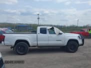 ✅ 2022 Toyota Tacoma SR • VIN: 3TYSZ5AN1NT092590 • Лот: 42148792. Опубликован ранее на IAAI с пробегом 58 154 миль. Бесплатный доступ к архиву аукционных продаж из США и подробный отчёт об истории автомобиля на DreamBid. Изображение 13.