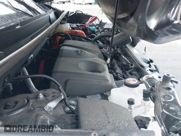 ✅ 2024 Toyota RAV4 Hybrid XSE • VIN: 4T3E6RFV8RU166447 • Lot: 41772469. Wystawiony na IAAI z przebiegiem 17 015 mil. Bezpłatny archiwum sprzedaży aukcyjnych z USA i szczegółowy raport historii pojazdu na DreamBid. Zdjęcie 19.