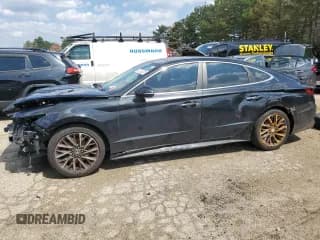 ✅ 2020 Hyundai Sonata Limited • VIN: 5NPEH4J24LH015338 • Lot: 68069945. Listed on Copart with 99,757 mi. Free auction sales archive from the USA and detailed vehicle history report at DreamBid. Image 1.