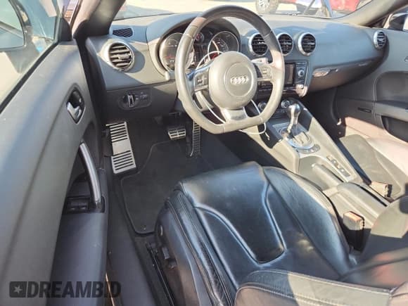 ✅ 2013 Audi TT • VIN: TRU4FAFKXD1010748 • Lot: 71125105. Listed on Copart with 99,928 mi. Free auction sales archive from the USA and detailed vehicle history report at DreamBid. Image 8.