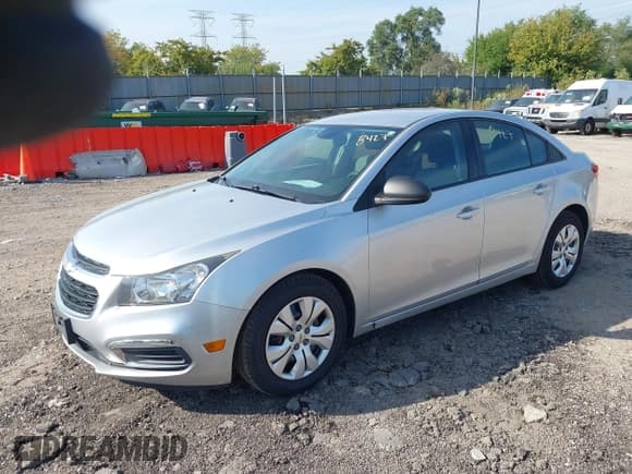 ✅ 2016 Chevrolet Cruze LS • VIN: 1G1PB5SHXG7161328 • Lot: 43208427. Listed on IAAI with 146,591 mi. Free auction sales archive from the USA and detailed vehicle history report at DreamBid. Image 2.