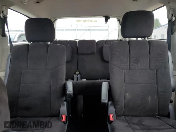 ✅ 2013 Dodge Grand Caravan SXT • VIN: 2C4RDGCG7DR576421 • Лот: 82491645. Опубликован ранее на Copart с пробегом 220 493 миль. Бесплатный доступ к архиву аукционных продаж из США и подробный отчёт об истории автомобиля на DreamBid. Изображение 10.