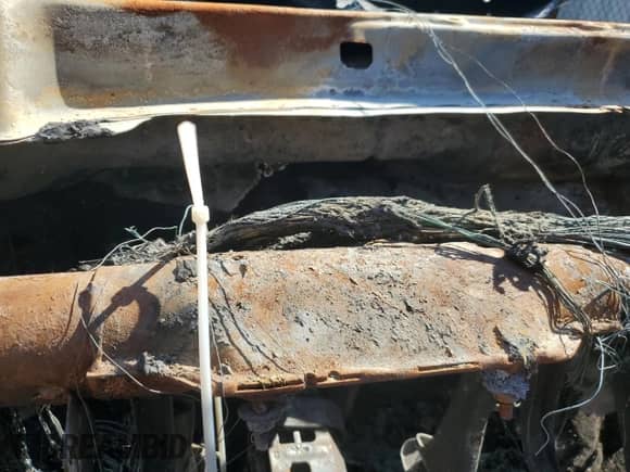 2015 Chevrolet Malibu LS z VIN 1G11B5SL1FU150762, wystawiony jako Copart lot #69750595 z przebiegiem Nie podano mil oraz Nie do naprawy • Non repairable. Historia ofert i sprzedaży dostępna na DreamBid. Obrazek 9.