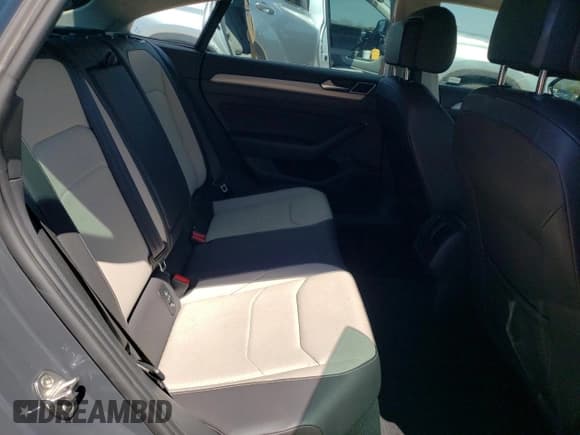 ✅ 2020 Volkswagen Arteon SE • VIN: WVWBR7AN9LE015217 • Лот: 48893814. Опубликован ранее на Copart с пробегом 65 584 миль. Бесплатный доступ к архиву аукционных продаж из США и подробный отчёт об истории автомобиля на DreamBid. Изображение 10.