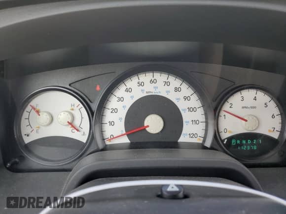 2009 Dodge Dakota ST z VIN 1D7HW28K49S816607, wystawiony jako Copart lot #71737454 z przebiegiem 112 378 mil mil oraz Szkoda całkowita • Salvage title. Historia ofert i sprzedaży dostępna na DreamBid. Obrazek 9.