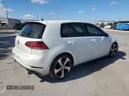 ✅ 2018 Volkswagen Golf GTI S • VIN: 3VW547AU8JM292240 • Lot: 90053095. Wystawiony na Copart z przebiegiem 113 807 mil. Bezpłatny archiwum sprzedaży aukcyjnych z USA i szczegółowy raport historii pojazdu na DreamBid. Zdjęcie 3.